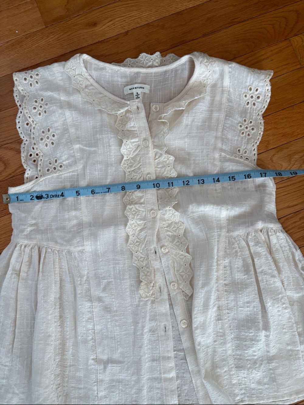 Max Studio Cream Eyelet Ruffle Button-Front Sleeveless Blouse - Picture 8 of 9